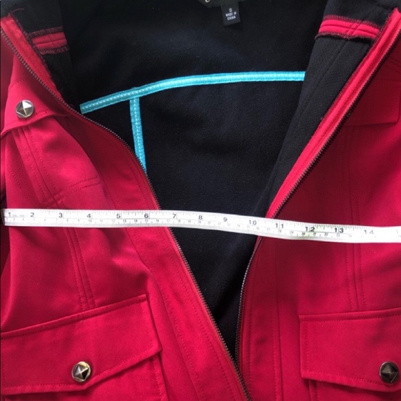 Woman’s Jacket. Fleece lined. Slim fit. Small. - Picture 4 of 4